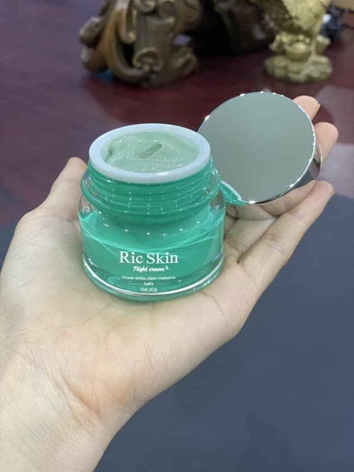 kem trị nám da ban đêm Ricskin